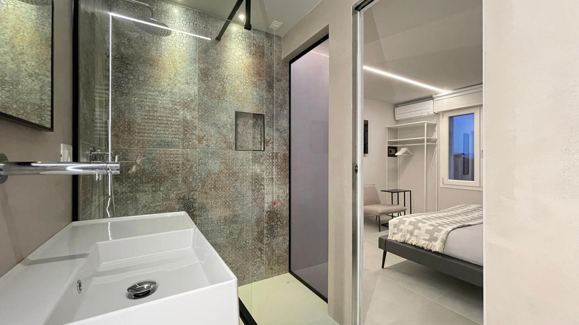 Mediceo 42 Hotel Pisa Bagian luar foto