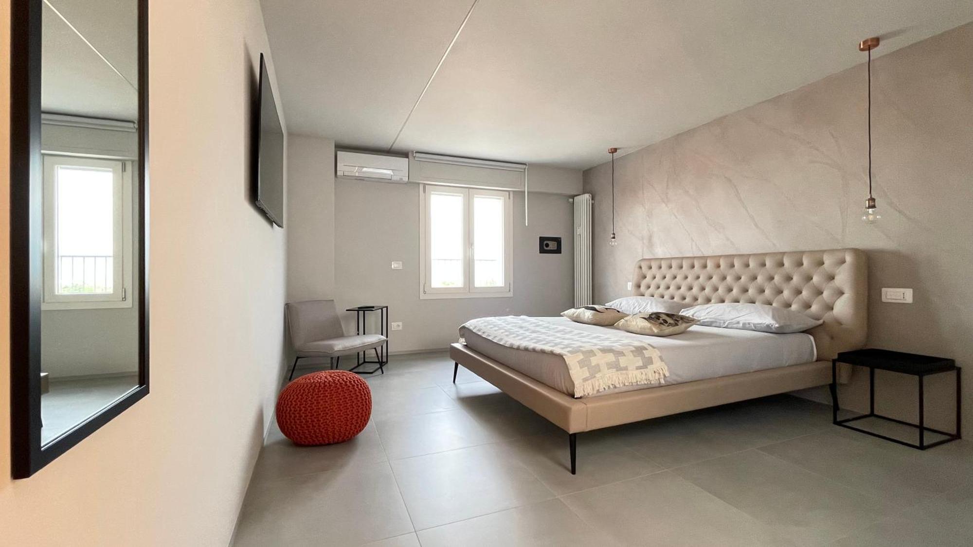 Mediceo 42 Hotel Pisa Bagian luar foto